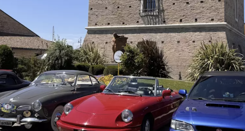 Raduno Auto d'epoca e Ferrari